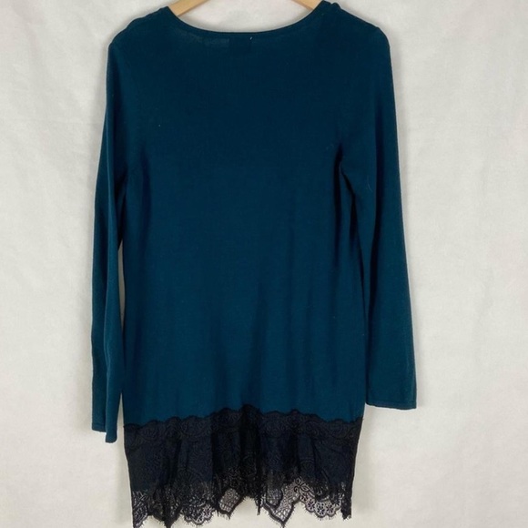 Chico’s Green Top With Lace Details Chico’s Size 4 Or XL - Picture 3 of 4